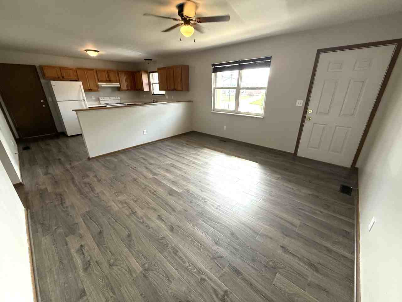 608 Linda Ln Apt A - Photo 5 of 20