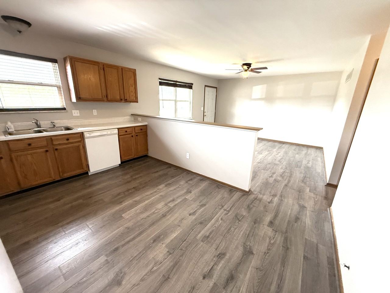 608 Linda Ln Apt A - Photo 7 of 20