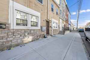 featured image of 1108 Butler St #7