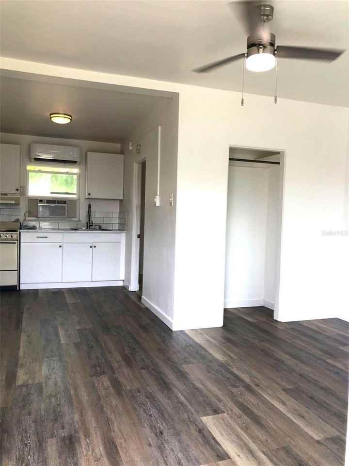 1401 E Alfred St #4 - Photo 5 of 11