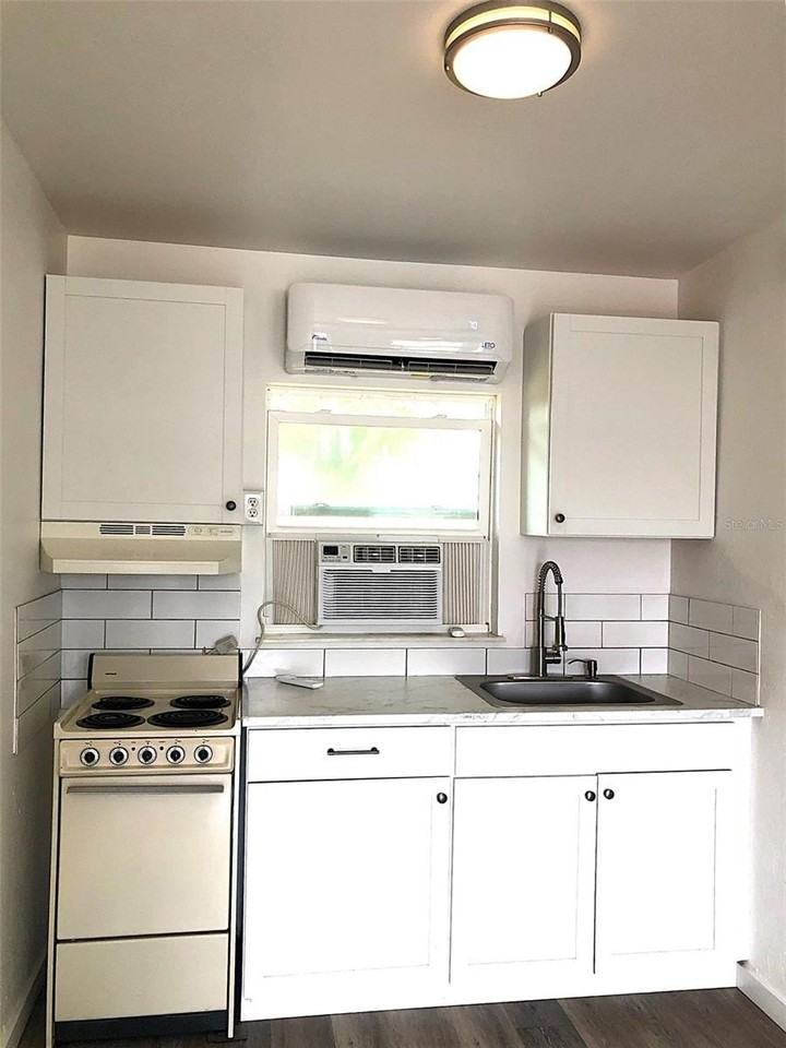 1401 E Alfred St #4 - Photo 7 of 11