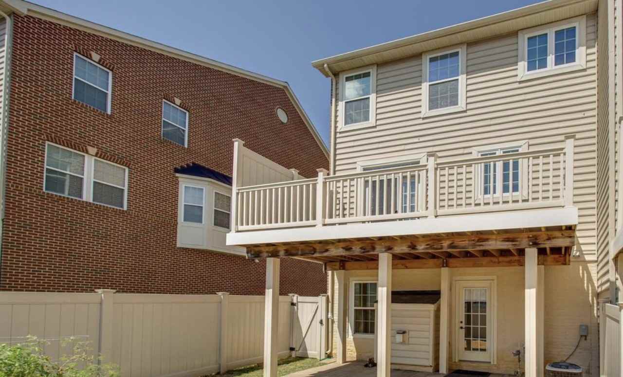 3223 Careysbrook Ct - Photo 4 of 20