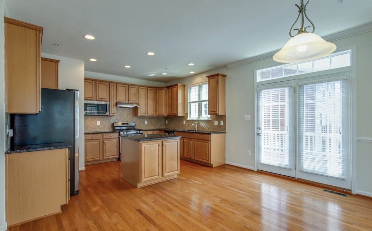 3223 Careysbrook Ct - Photo 6 of 20