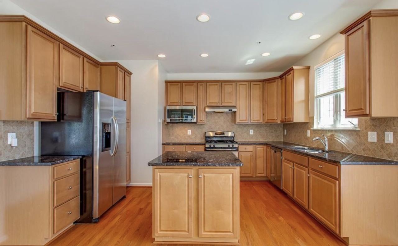 3223 Careysbrook Ct - Photo 7 of 20