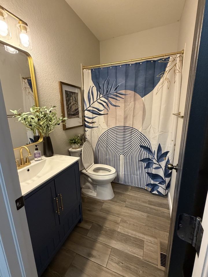 17310 E 104th Pl - Photo 3 of 4