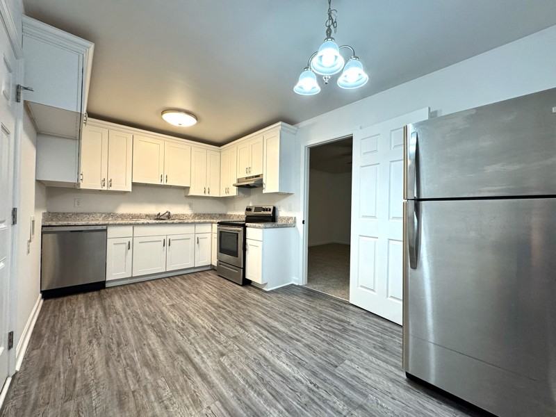 613 W 4th Ave - Photo 2 of 9