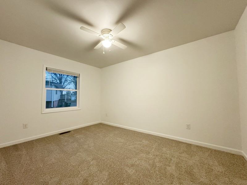 613 W 4th Ave - Photo 7 of 9