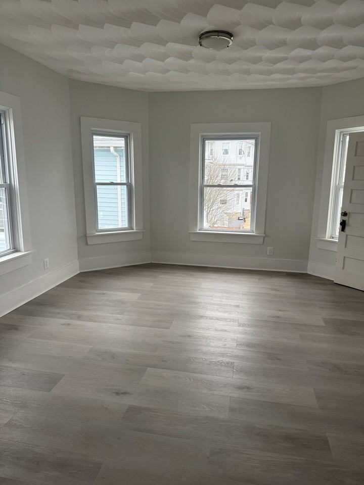 233 Whipple St #3 - Photo 3 of 8