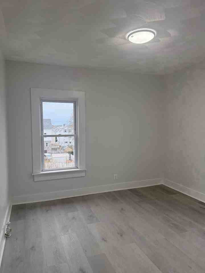 233 Whipple St #3 - Photo 6 of 8