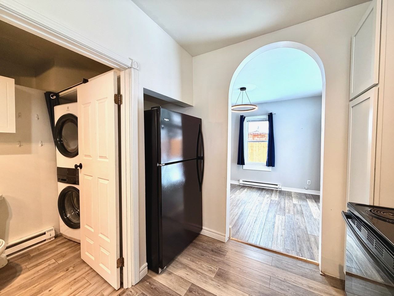 924 Electric Ave - Photo 7 of 20