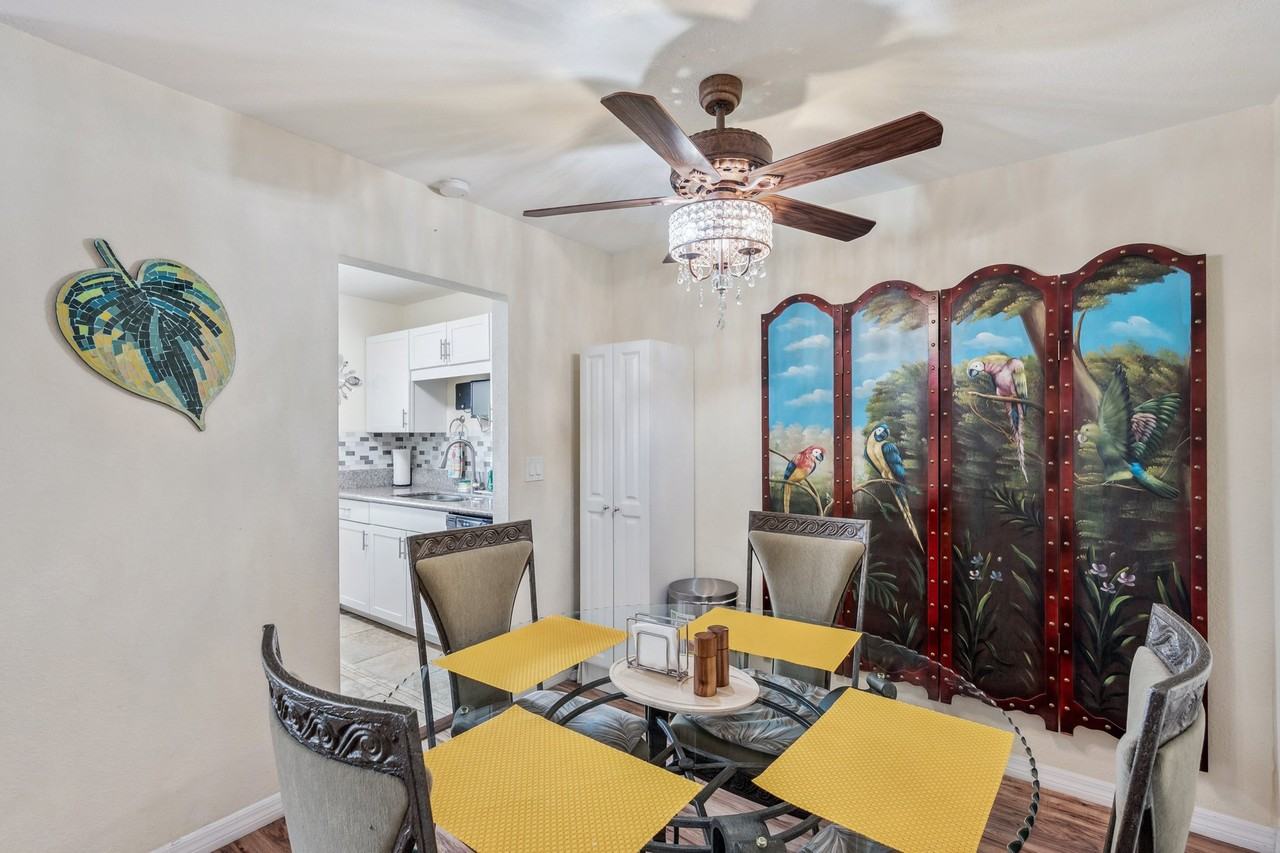 2 N Fernwood Ave #24 - Photo 2 of 11