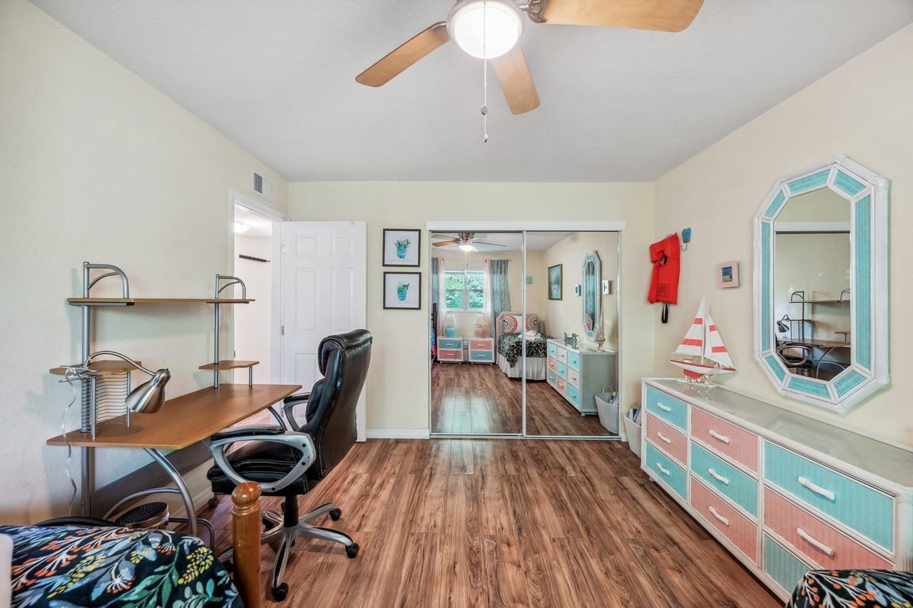 2 N Fernwood Ave #24 - Photo 7 of 11