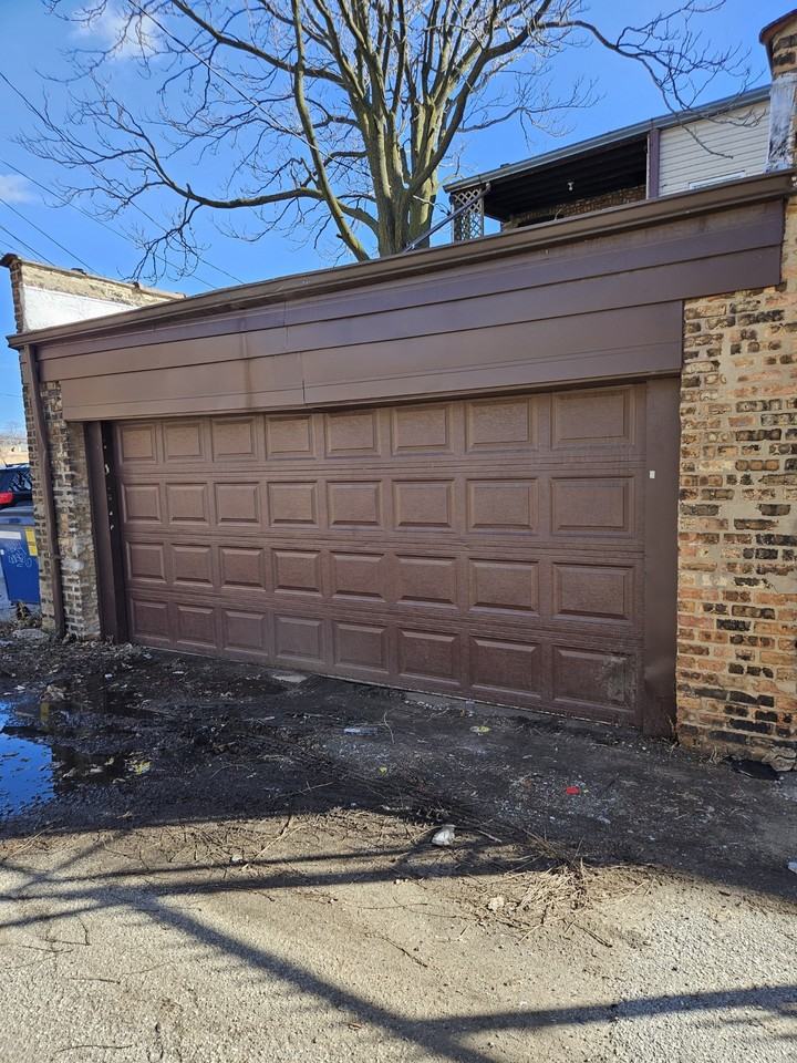 1912 E 79th St #2ndFL - Photo 7 of 7