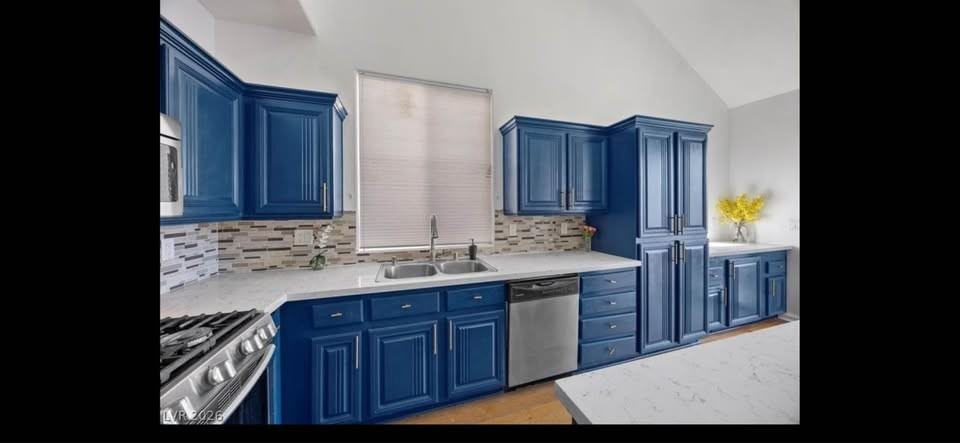 792 Valley Rise Dr - Photo 4 of 20