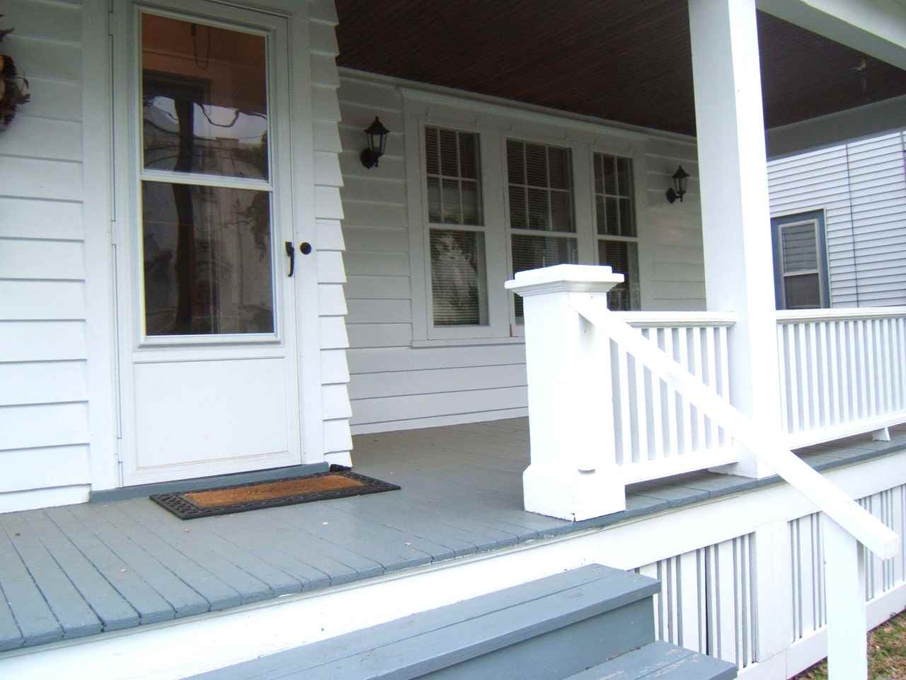 114 Judson St - Photo 2 of 18