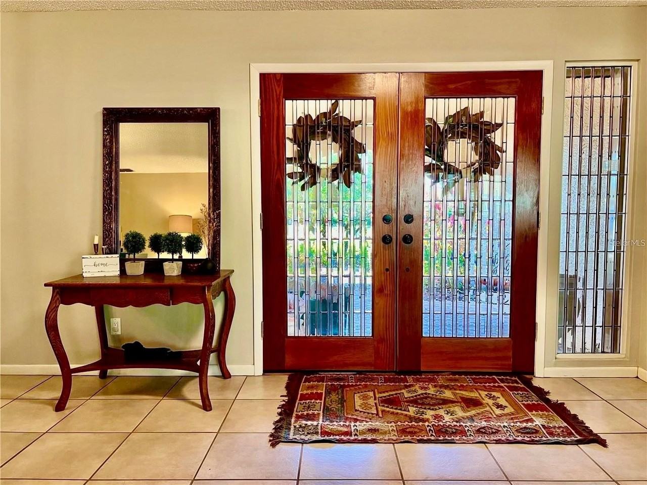 2715 Montague Ct E - Photo 5 of 50