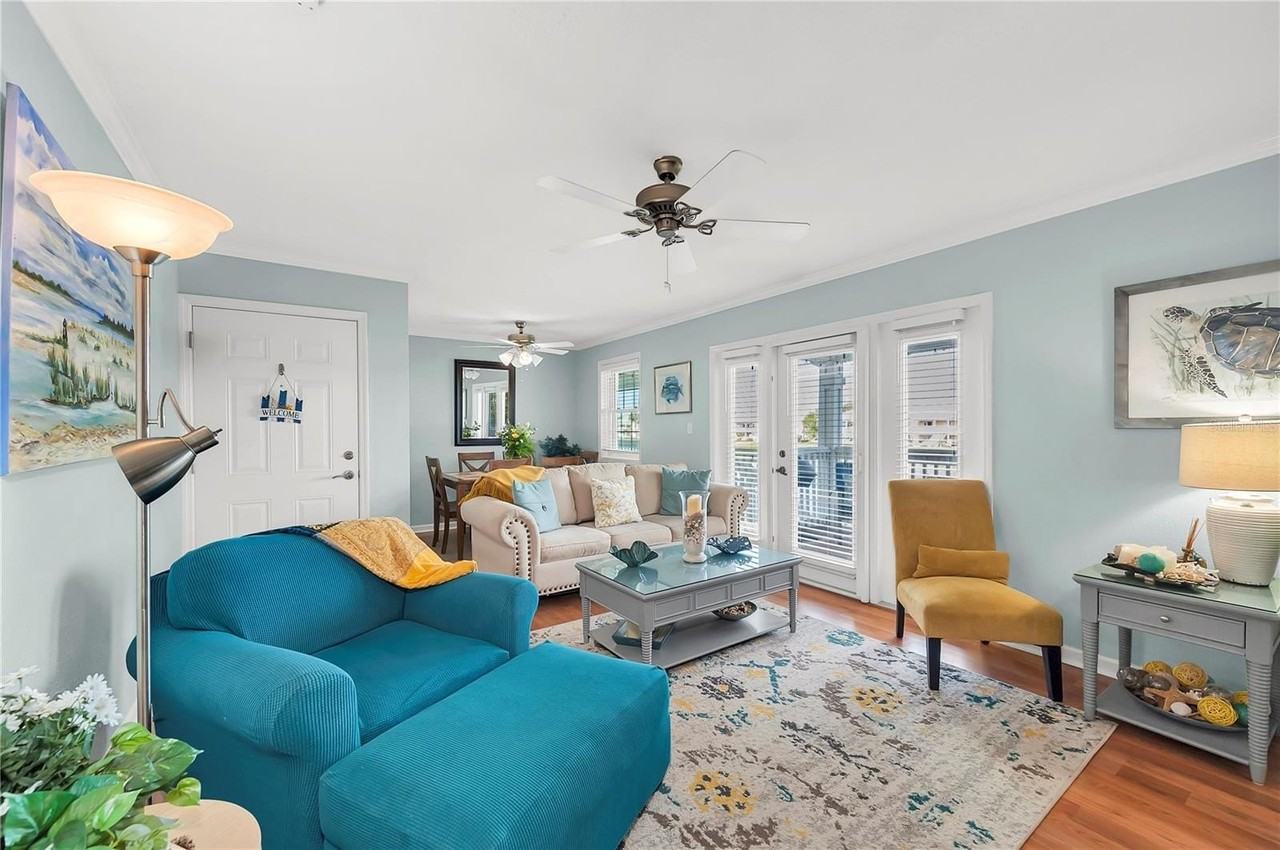 237 Seahorse Dr Se #H - Photo 5 of 36