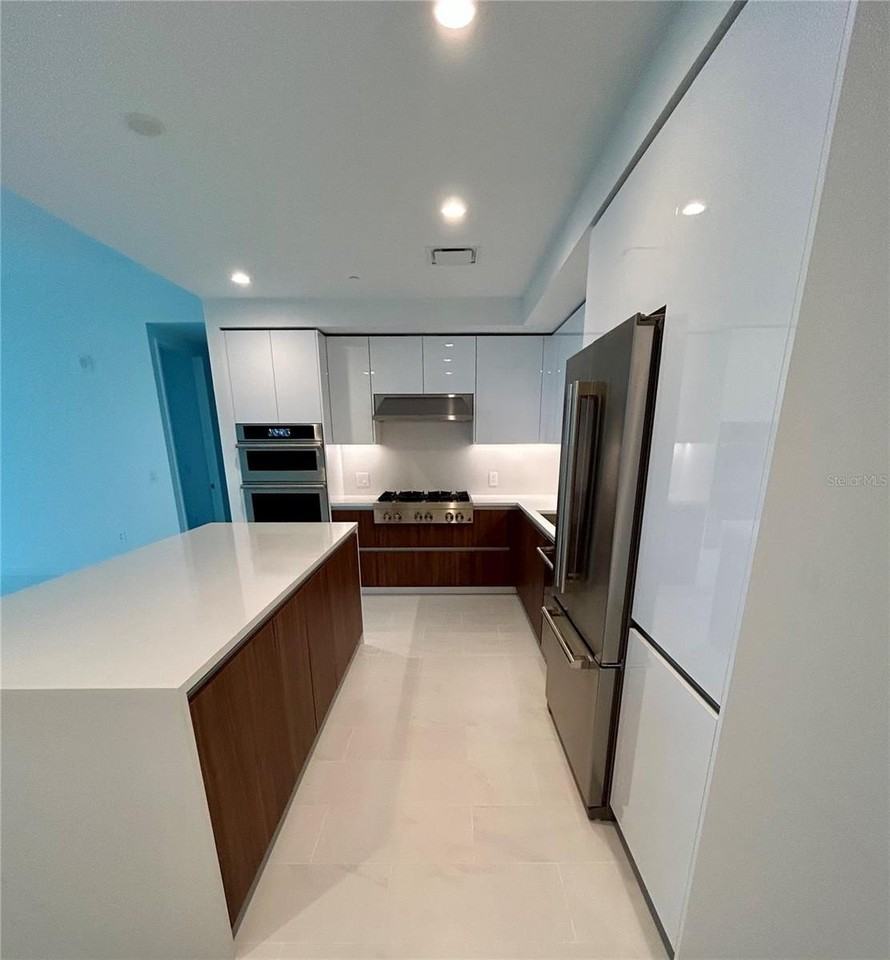 400 Central Ave #2906 - Photo 7 of 26