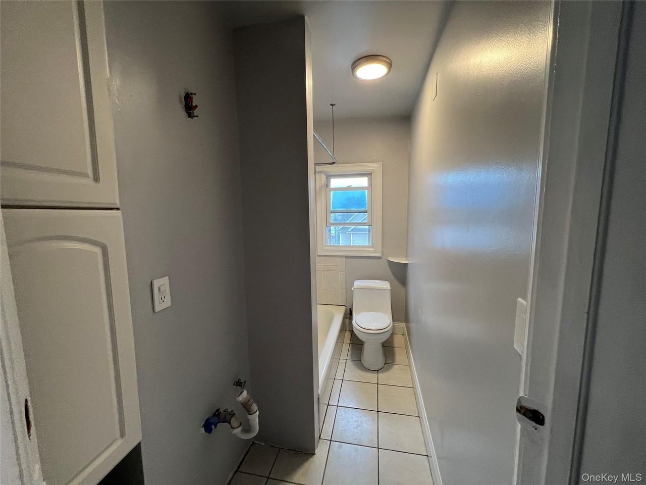 400 Dyckman St - Photo 5 of 7