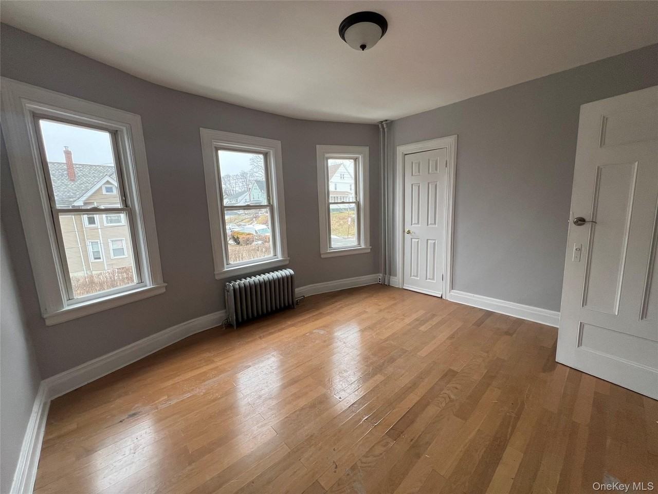 400 Dyckman St - Photo 6 of 7