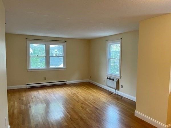 18 Germain Ave Unit 1 - Photo 3 of 12