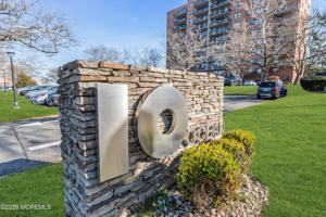 featured image of 10 Ocean Blvd Apt 10a