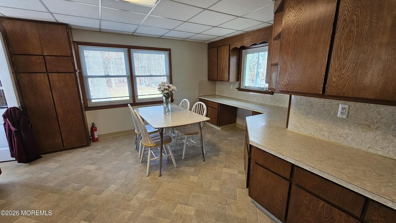 12 Anderson Dr - Photo 6 of 27