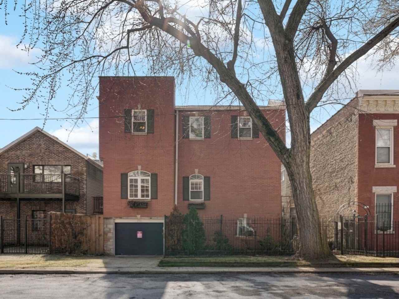 1733 W Crystal St #C - Photo 2 of 20