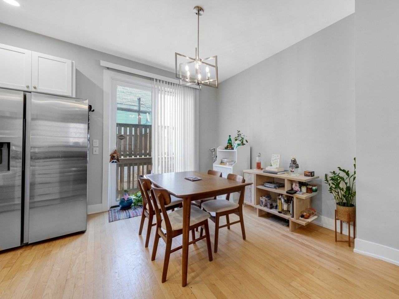 1733 W Crystal St #C - Photo 6 of 20