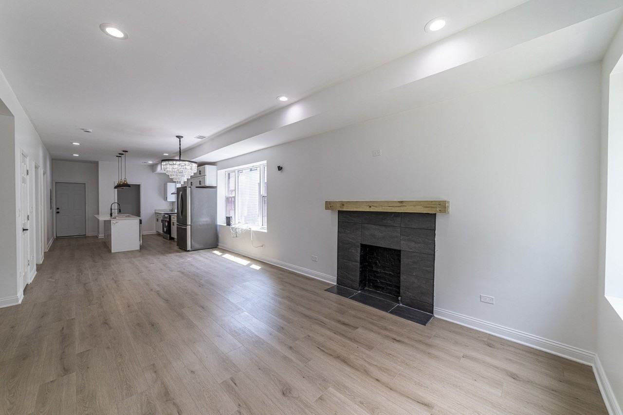 6911 S Kimbark Ave Apt 1 - Photo 2 of 28