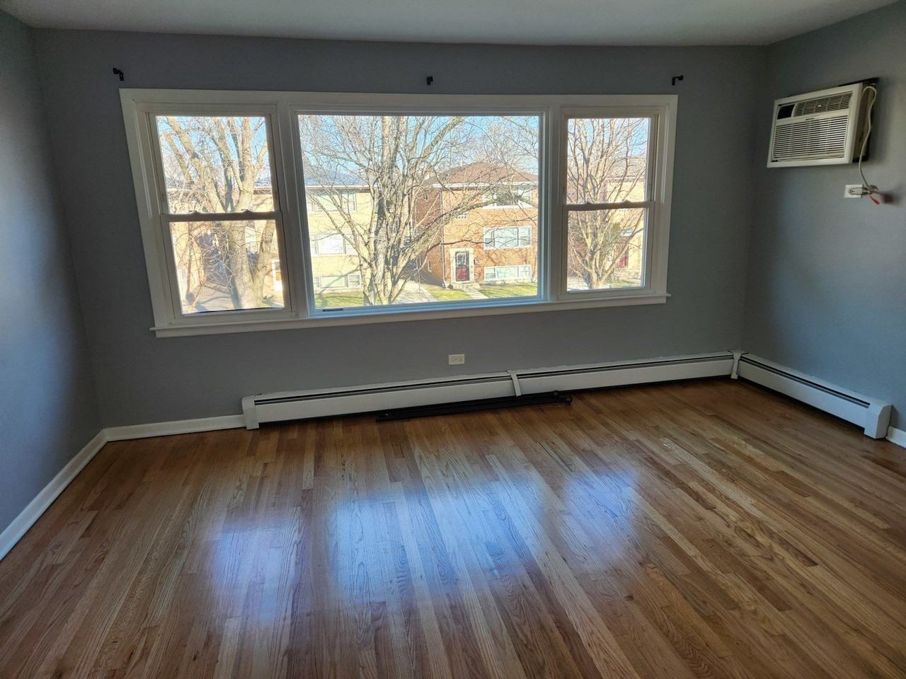 1018 S 11th Ave Unit 2 - Photo 2 of 19