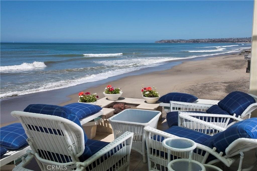 35841 Beach Rd - Photo 3 of 34