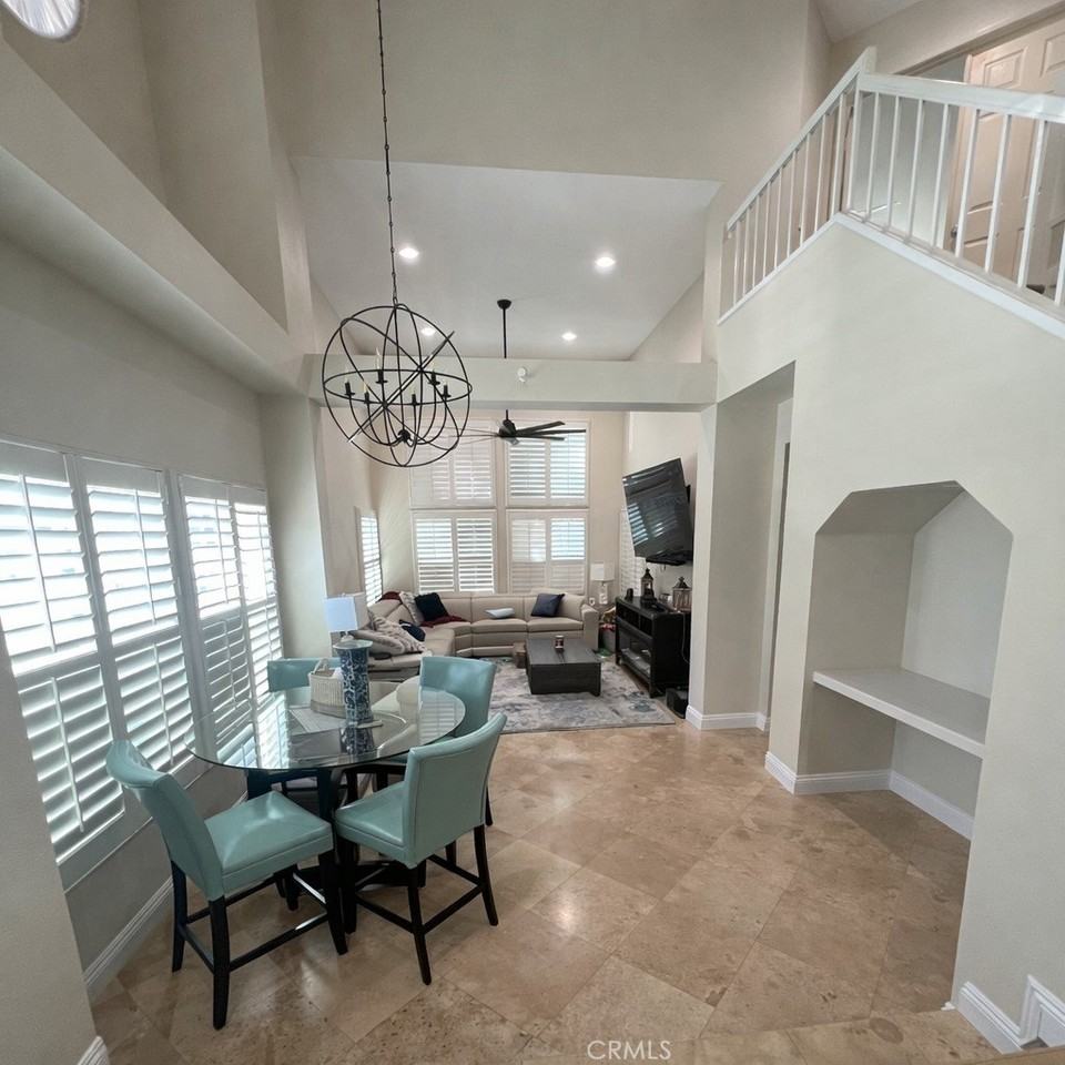 26257 Solrio - Photo 3 of 12