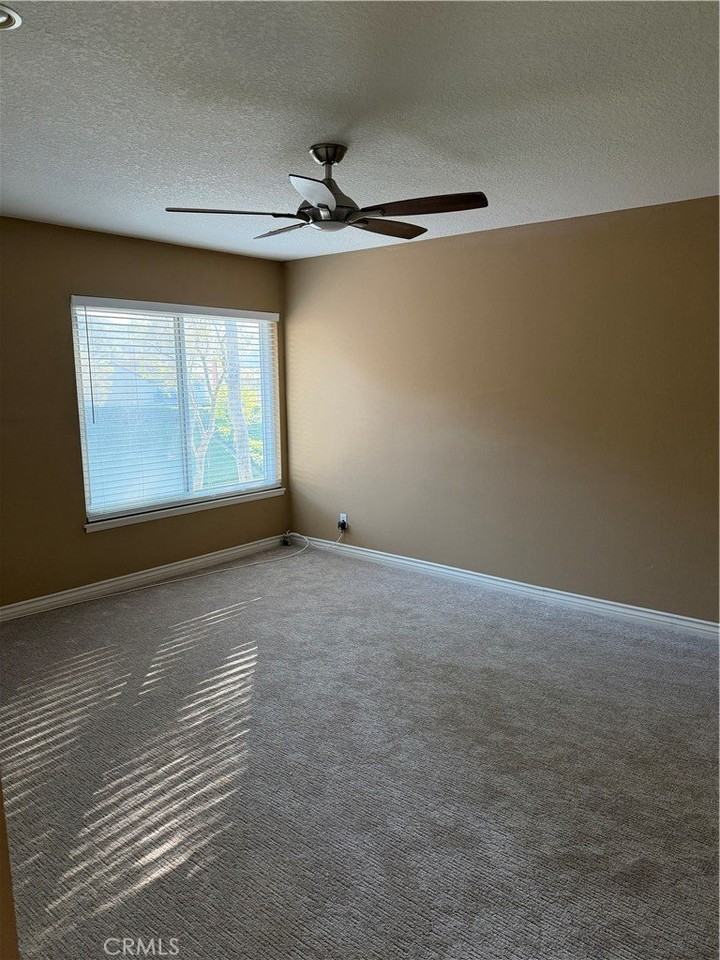 6511 E Camino Vis - Photo 5 of 20