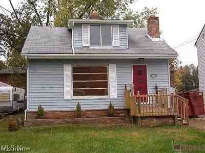 56 Marion Ave - Photo 2 of 34