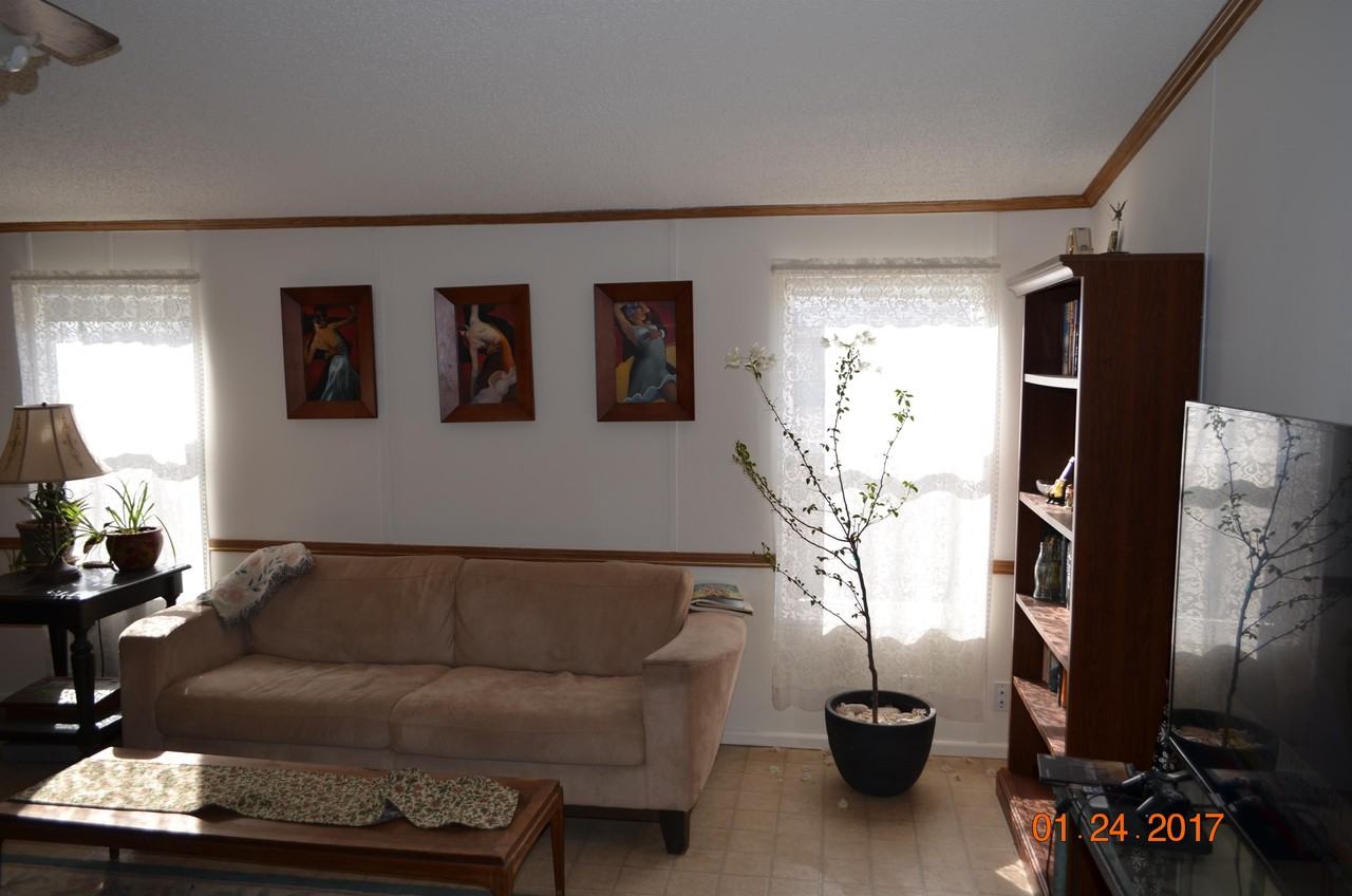 805 S Weatherford St #1 - Photo 3 of 46