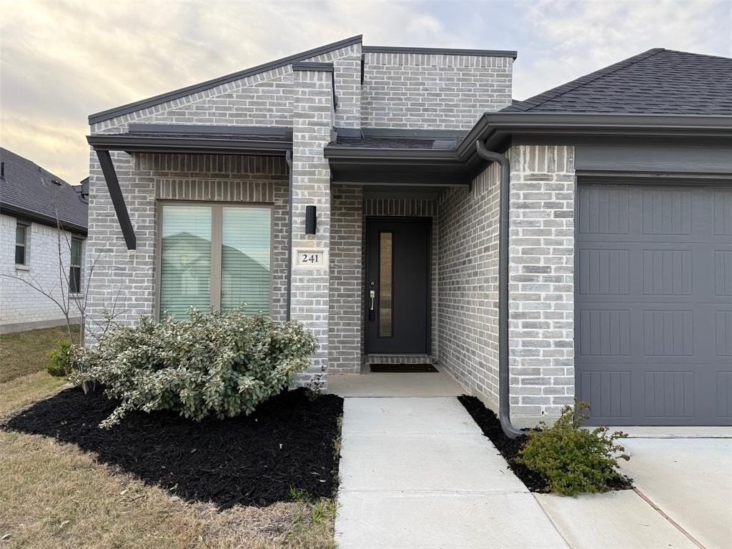 241 Little Bridge Dr - Photo 2 of 16