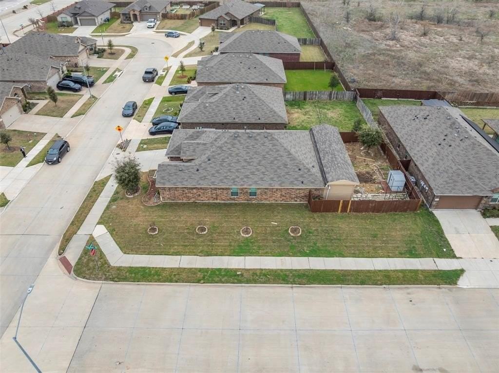 9717 Snowbell Ln - Photo 3 of 28