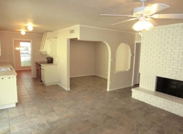 3313 Janwood Ln - Photo 2 of 11