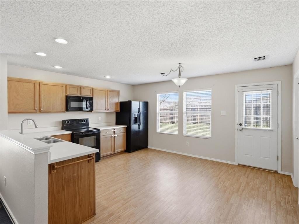 4608 Cedar Crest Dr - Photo 5 of 26