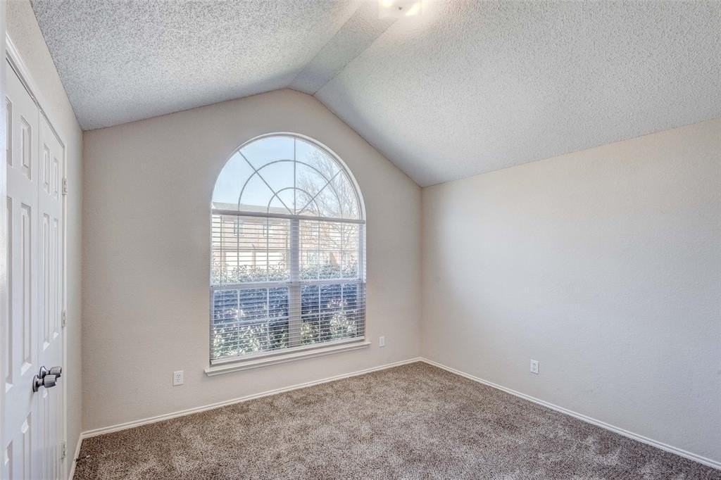 9028 Brushy Creek Trl - Photo 4 of 25