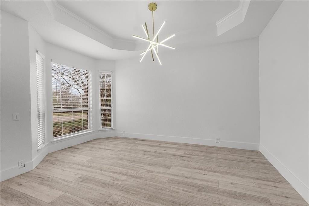 420 Blackjack Trl - Photo 7 of 37