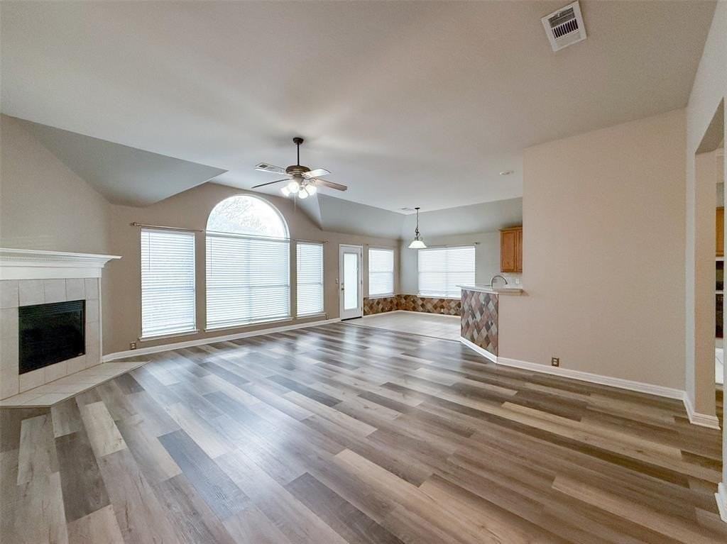 6908 Hayling Way - Photo 5 of 23