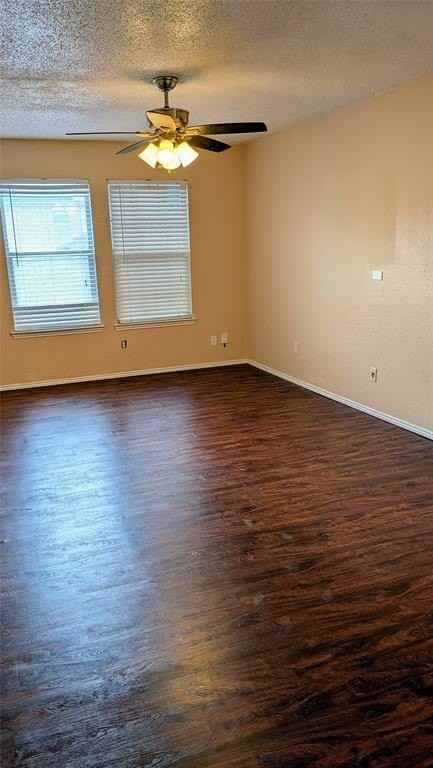 1433 Atkins St - Photo 7 of 19