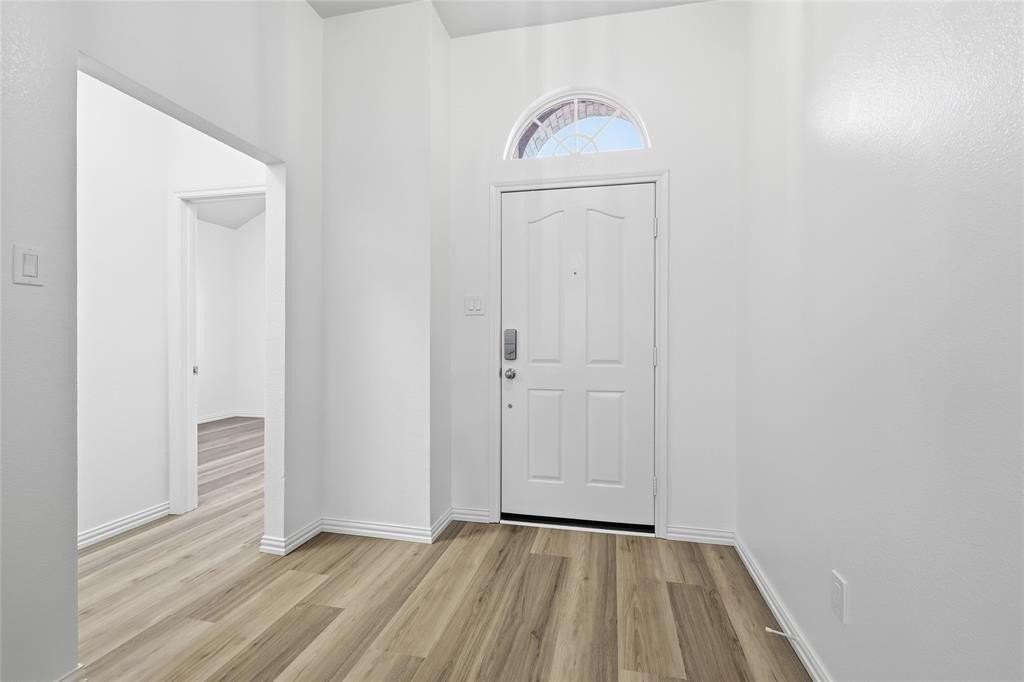 3804 Grantsville Dr - Photo 4 of 31