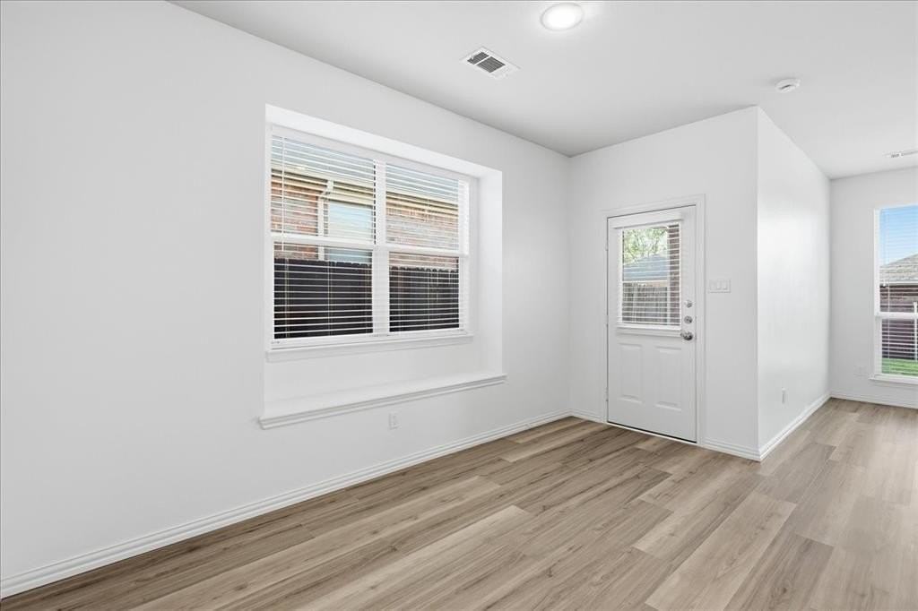 3804 Grantsville Dr - Photo 7 of 31