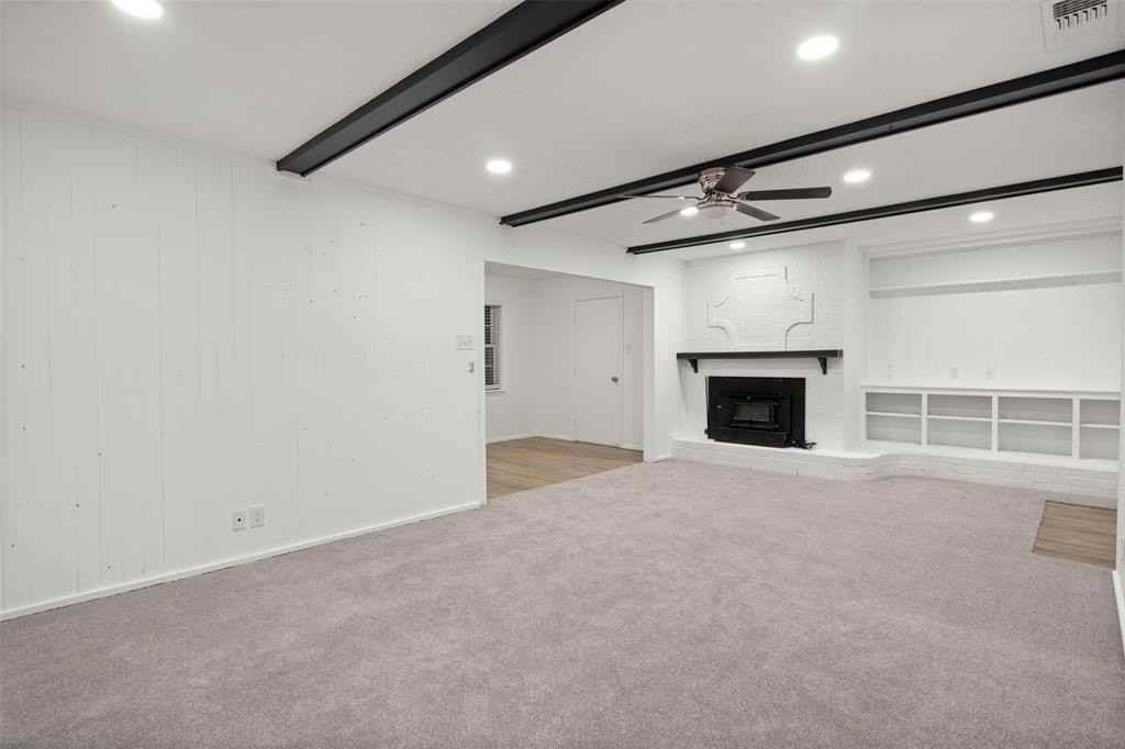 622 Oxford Dr - Photo 7 of 25