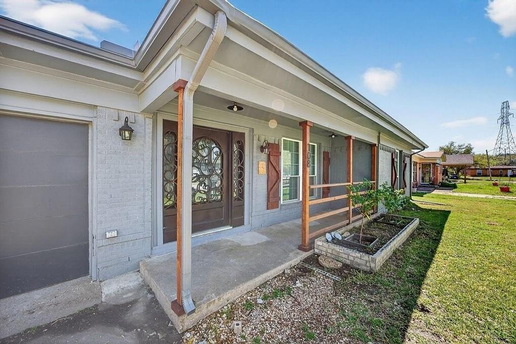 108 Dupont Cir - Photo 7 of 27