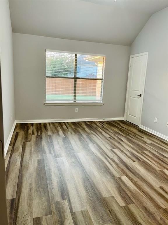 1712 Lake Wood Trl - Photo 4 of 17