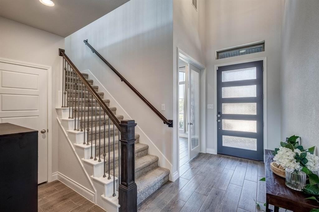 830 Knoxbridge Rd - Photo 3 of 36